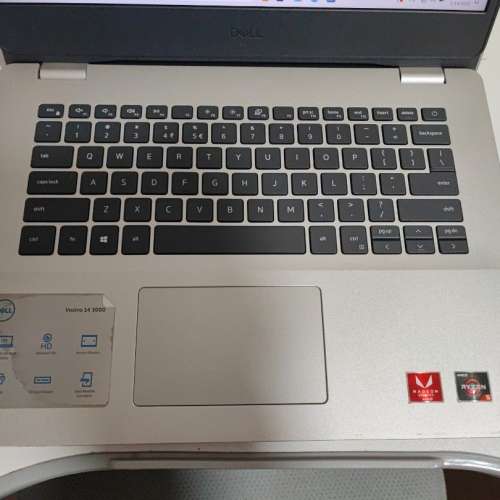 Dell - 14 inch，AMD ryzen 3500U