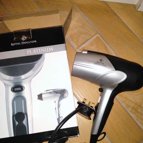 全新 Royal Doulton 冷熱 風筒 1800W