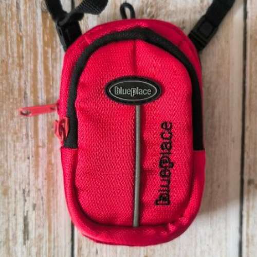 全新 Blueplace 紅色 超輕 斜揹袋 單肩袋 相機袋
