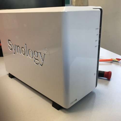 新淨Synology DS218J Nas 連火牛
