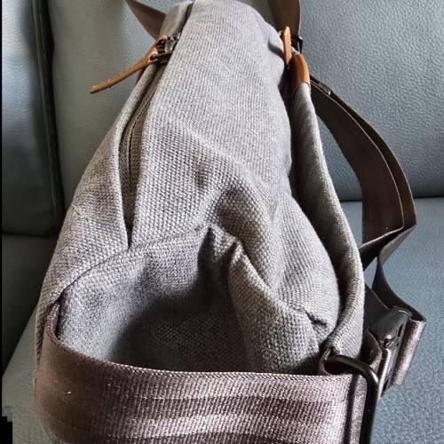 Bellroy Sling Bag, Unisex Compact Crossbody Bag, Water-Resistant Materials