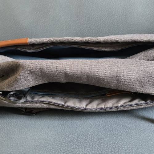 Bellroy Sling Bag, Unisex Compact Crossbody Bag, Water-Resistant Materials