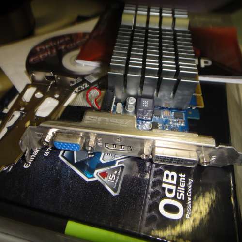 ASUS GeForce GT730 2GB GDDR3 64Bit  長短片