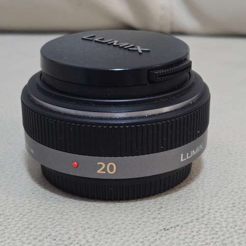 Lumix m4/3 20mm1.7,，日本制造，有盒。