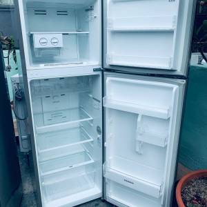Siemens 西門子 iQ300 雙門雪櫃 (上置冰格) KD28NVL3AK 二手電器 清倉大減價 最新款...