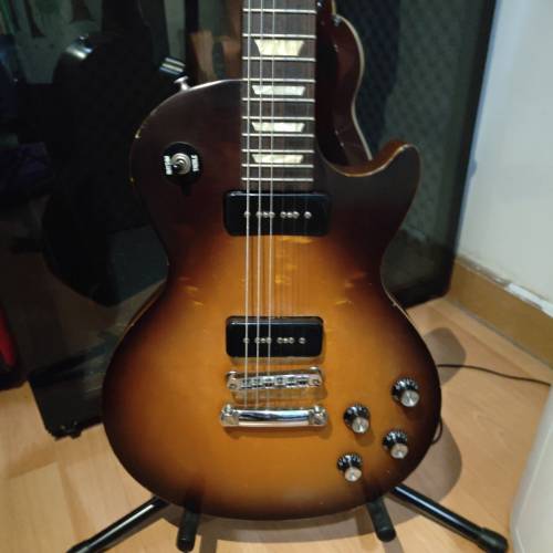 Gibson Les Paul Tribute