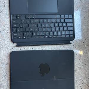 「正品。保養至今年五月」Logitech Combo Touch K