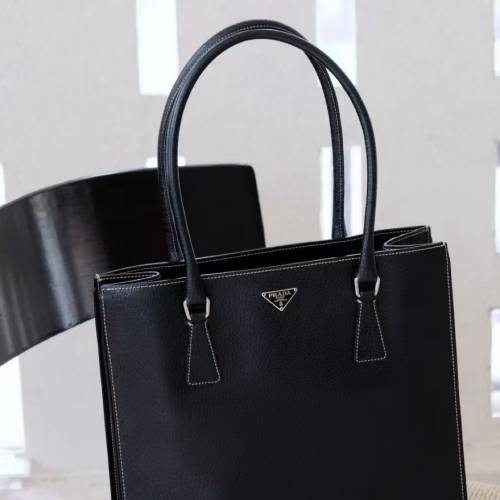 Prada大號外縫線琴譜托特Tote