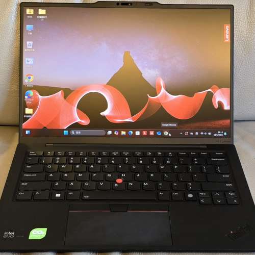 Lenovo thinkpad  X1 carbon 14" G12 2024 Ultra7 32GB 1TB