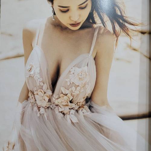 周鎧彤&bull;大不彤 首本個人純影集