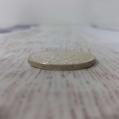 日本 1964 年即昭和 39 年發行第 18 屆東京奧運會紀念版 1,000 Yen 銀幣