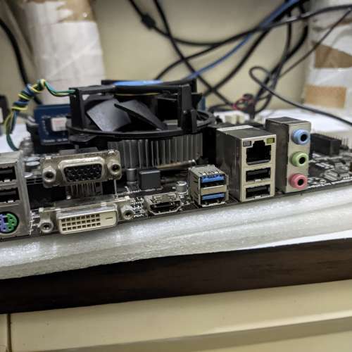 新淨 Gigabyte GA-B85M-DS3H-A 底板 + Intel i3-4330 + 8GB DDR3 RAM (100% WORK)