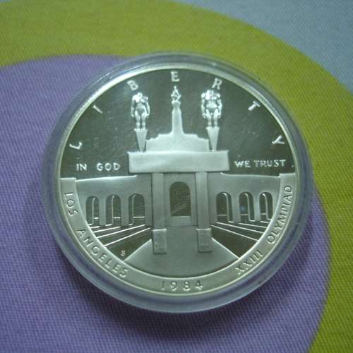 美國 1984 年發行第 23 屆洛杉磯奧運會紀念版 1 圓銀幣