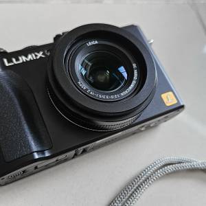 Panasonic Lumix DMC LX-5 (90% new)