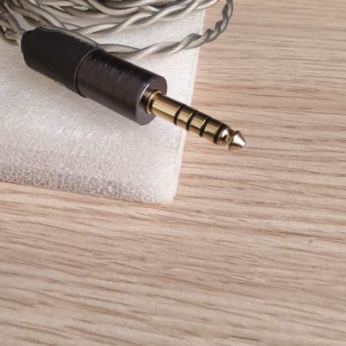 Xone audio 飛馬二代（4.4mm 2 pin)