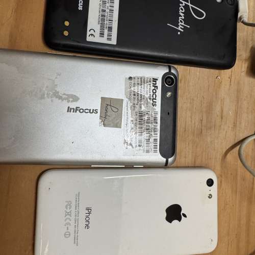 infocus Android 2018版 +白色x 2 iphone 5C 白色