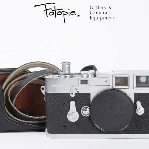 || Leica M3 - Silver Chrome / double stroke with extra accessories ||