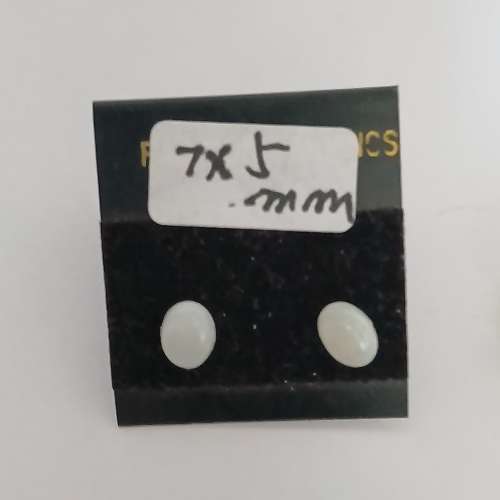 一手六對澳州天然蛋白石opal 铜針耳環，清理存貨共售180元，單買2,3粒原石已值回此...