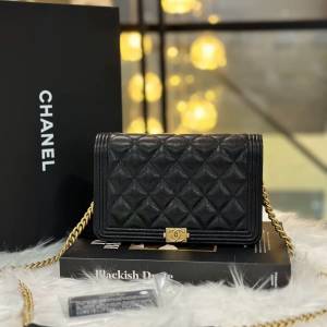 CHANEL WALLET ON CHAIN BOY HALF FLAG