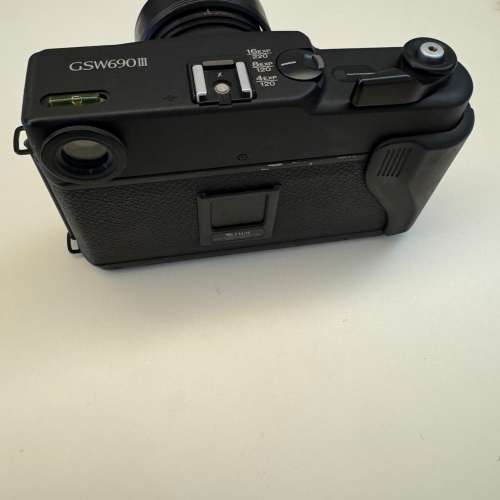 出售私人收藏Fuji GSW690III (大LEICA / Texas Leica)