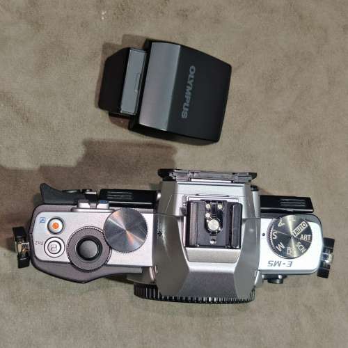 olympus EM5 一代 E-M5 SC：6XXX