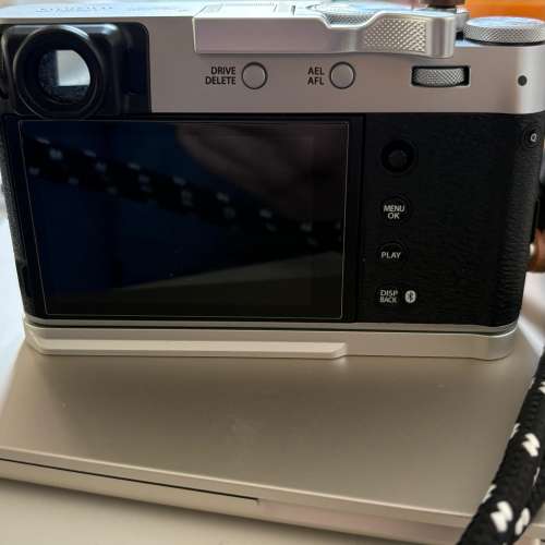 Fujifilm X100vi silver 銀色