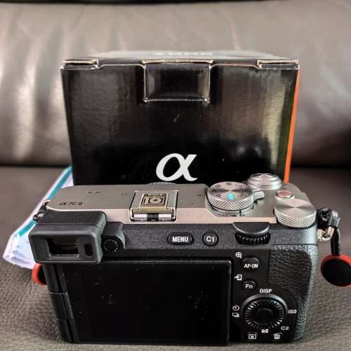 Sony A7C2 + 55mm 1.8 ZA