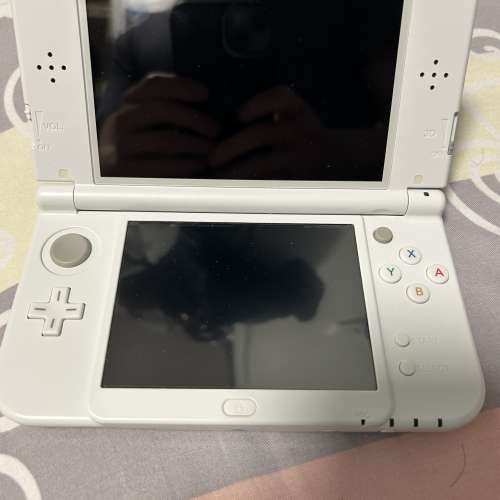 賣開心版 NEW 3ds $900