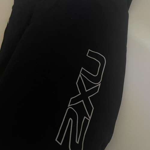 2xu 黑色跑步訓練長褲classic black colour tight heat