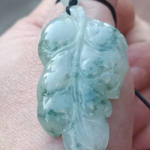 💝緬甸天然A貨冰糯化膠飄花翡翠大葉子
  （可代做香港玉石鑒定証書）
❤46mm*25.4m...
