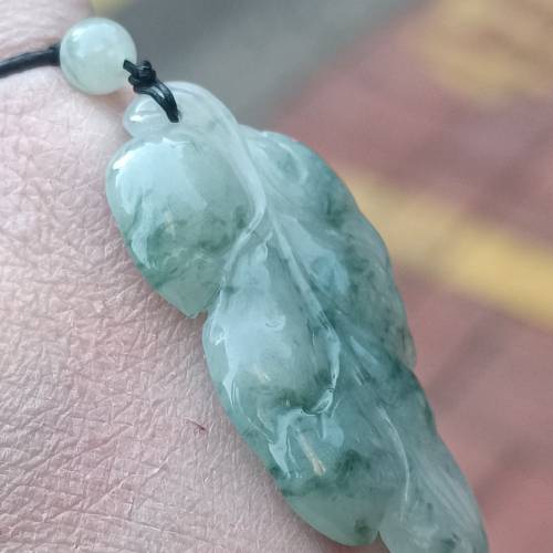 💝緬甸天然A貨冰糯化膠飄花翡翠大葉子
  （可代做香港玉石鑒定証書）
❤46mm*25.4m...