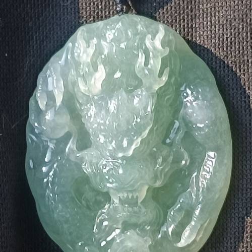 💝緬甸天然A貨冰糯化晴水綠翡翠霸王龍牌
  （可代做香港玉石鑒定証書）
❤49.2mm*3...