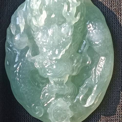 💝緬甸天然A貨冰糯化晴水綠翡翠霸王龍牌
  （可代做香港玉石鑒定証書）
❤49.2mm*3...