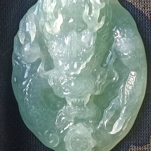 💝緬甸天然A貨冰糯化晴水綠翡翠霸王龍牌
  （可代做香港玉石鑒定証書）
❤49.2mm*3...