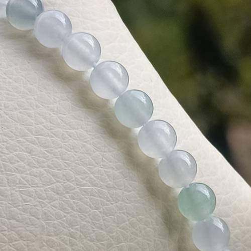 💝緬甸天然A貨冰~冰糯多寶翡翠手串
  （可代做香港玉石鑒定証書）
❤6mm*30顆
❤國...