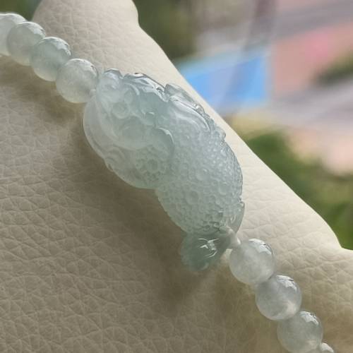 💝緬甸天然A貨冰種淡晴翡翠金蟾手串
  （可代做香港玉石鑒定証書）
❤27.7mm*15.8m...