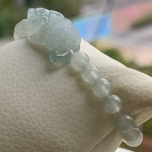 💝緬甸天然A貨冰種淡晴翡翠金蟾手串
  （可代做香港玉石鑒定証書）
❤27.7mm*15.8m...