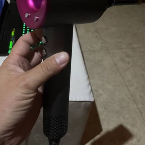 高級風筒，帶有負離子直髮