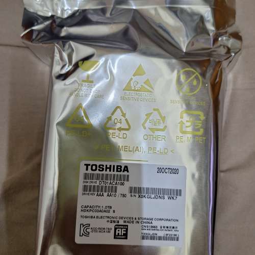 TOSHIBA DT01ACA100 1TB H.D 全新
