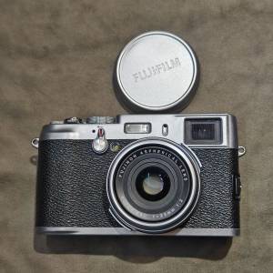 Fujifilm X100 一代 silver 銀色