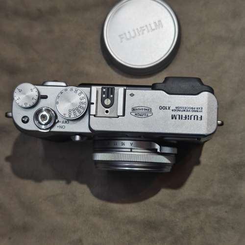 Fujifilm X100 一代 silver 銀色
