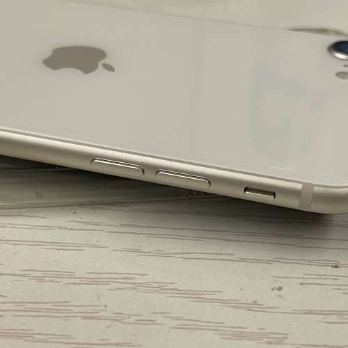 (香港行貨100%電) iPhone SE3 第三代 64GB 99% new 星光白色 完全無花 超級新淨全...