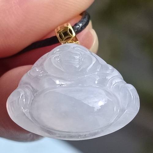 💝緬甸天然A貨冰種淡紫翡翠小佛公
  （可代做香港玉石鑒定証書）
❤18K金釦
❤18mm...