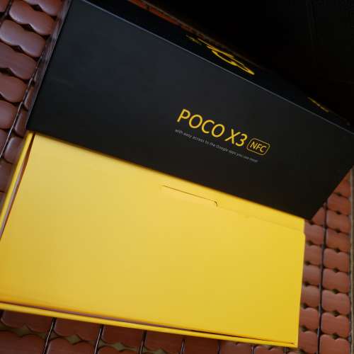 小米POCO  X3 nfc blue 6+128gb 吉盒一個  旺角道自取。