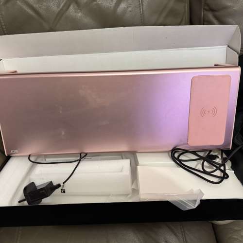 JDS USB3.0 及無線充電鋁合金電腦座枱架