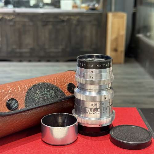 Meyer gorlitz trioplan pre war version 100mm F2.8 m42 lens with leather case