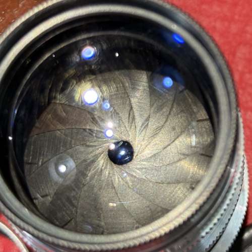 Meyer gorlitz trioplan pre war version 100mm F2.8 m42 lens with leather case