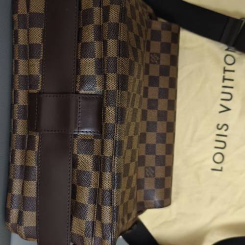 LV,斜孭袋幾乎全新