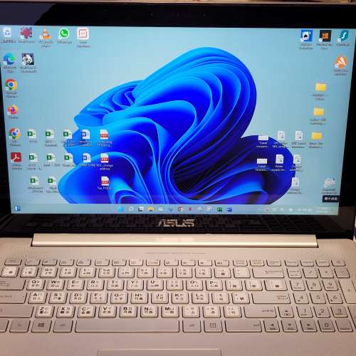 ASUS UX501V  Notebook