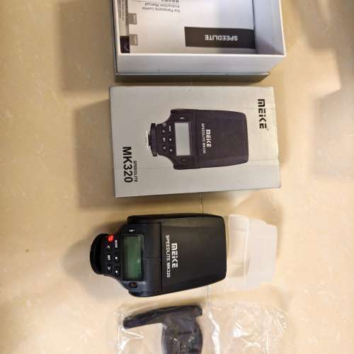 Meike MK320 閃光燈 for panasonic
